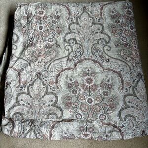 Pottery Barn Paisley Duvet Cover in Cream and Brown